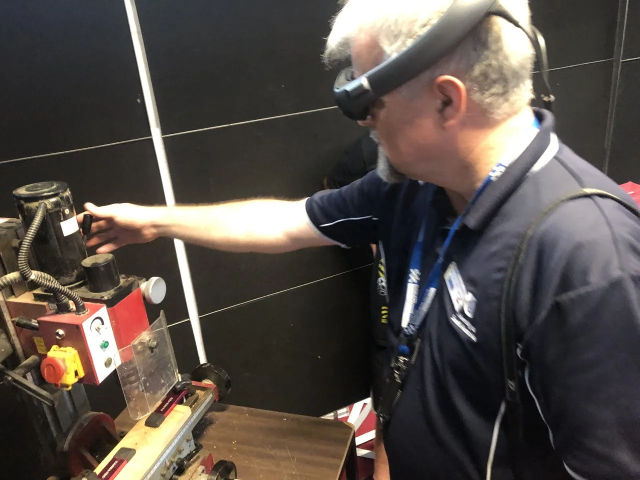 Magic Leap AR workplace induction demo